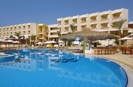 Hilton Sharks Bay Resort