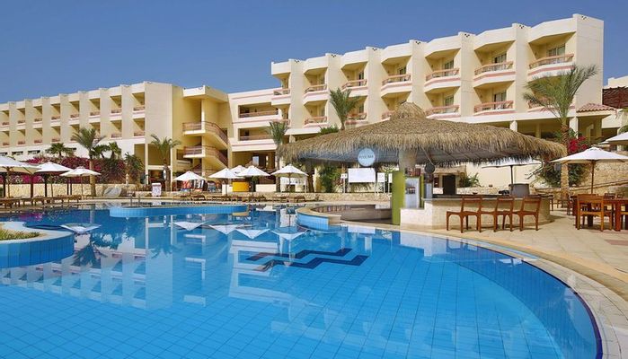Hilton Sharks Bay Resort
